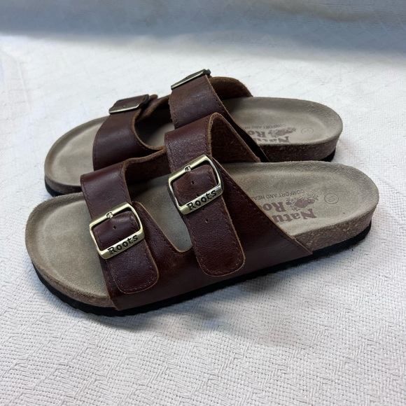 Natural Roots Brown Sandals - Picture 2 of 5